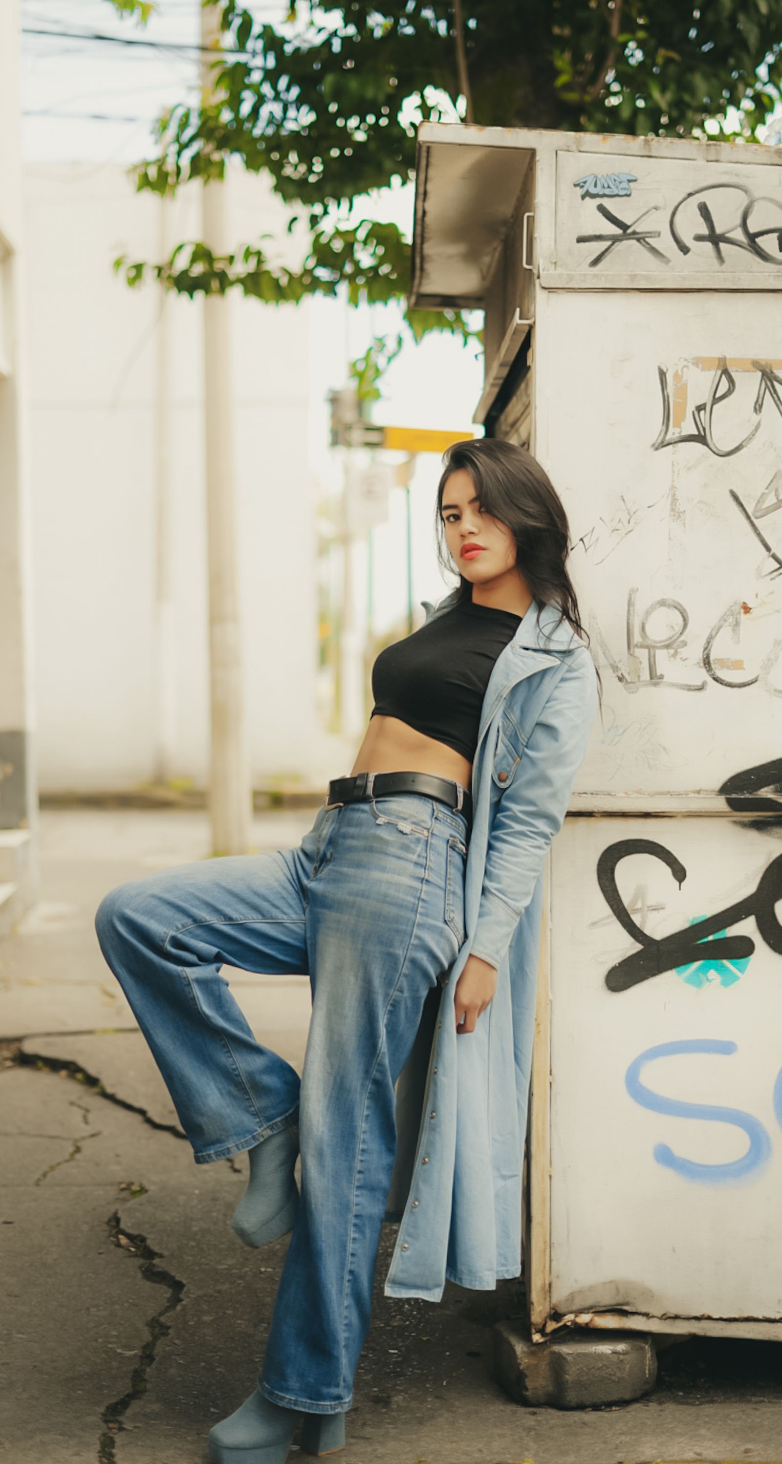 Conjunto tricot cropped e saia